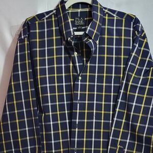 J A Banks  New L Plaid Tailored Fit sport shirt from the Traveler Collection